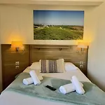 Couett'hotel Port De Plaisance, Les Pieds Dans L'eau 3* Brest