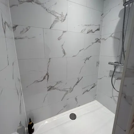 Couett'hotel Port De Plaisance, Les Pieds Dans L'eau Hotell 3*