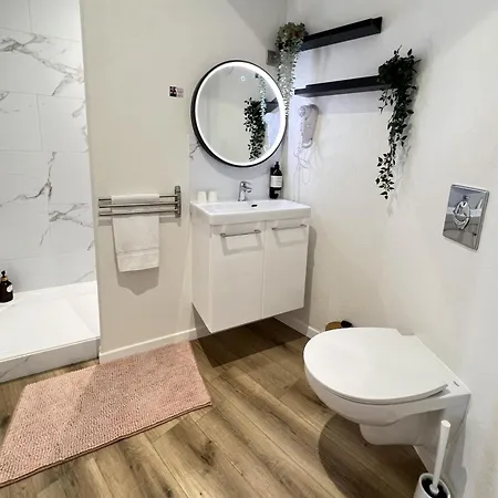 Couett'hotel Port De Plaisance, Les Pieds Dans L'eau