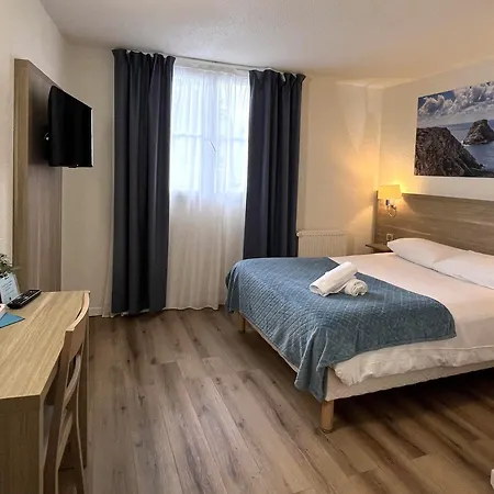 Couett'hotel Port De Plaisance, Les Pieds Dans L'eau 3* Brest