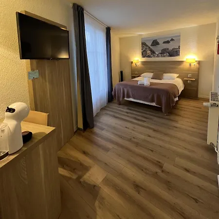 Hotel Couett'hotel Port De Plaisance, Les Pieds Dans L'eau Brest