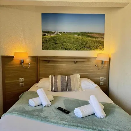 Couett'hotel Port De Plaisance, Les Pieds Dans L'eau 3* Brest