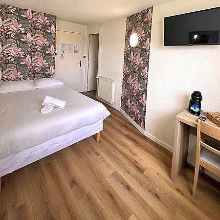 Couett'hotel Port De Plaisance, Les Pieds Dans L'eau 3*