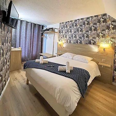 Hotel Couett'hotel Port De Plaisance, Les Pieds Dans L'eau 3*