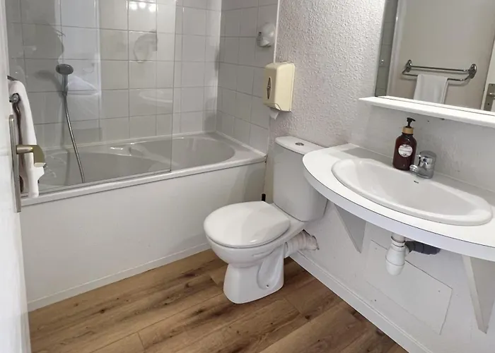 酒店 Couett'hotel Port De Plaisance, Les Pieds Dans L'eau