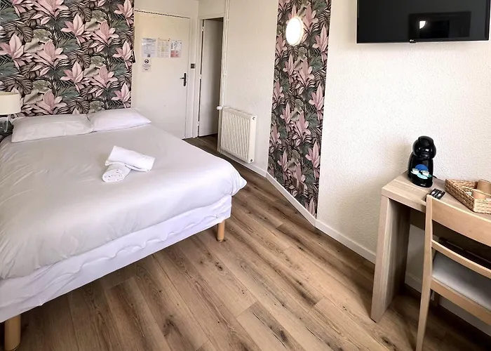 Couett'hotel Port De Plaisance, Les Pieds Dans L'eau 酒店 布雷斯特