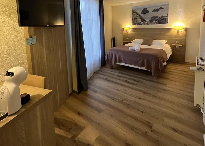 酒店 Couett'hotel Port De Plaisance, Les Pieds Dans L'eau 布雷斯特