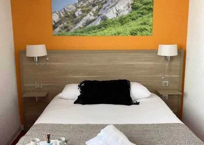 Couett'hotel Port De Plaisance, Les Pieds Dans L'eau 酒店